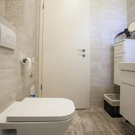 Luxury Bacvice Beach 1Br, 5Min To Center Apartmán