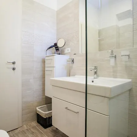 Apartmán Luxury Bacvice Beach 1Br, 5Min To Center *